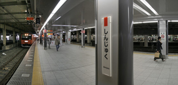 新宿駅1